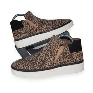 DV Dolce Vita Vinni Microsuede Cheetah Chelsea Fashion Sneakers Women's 8.5